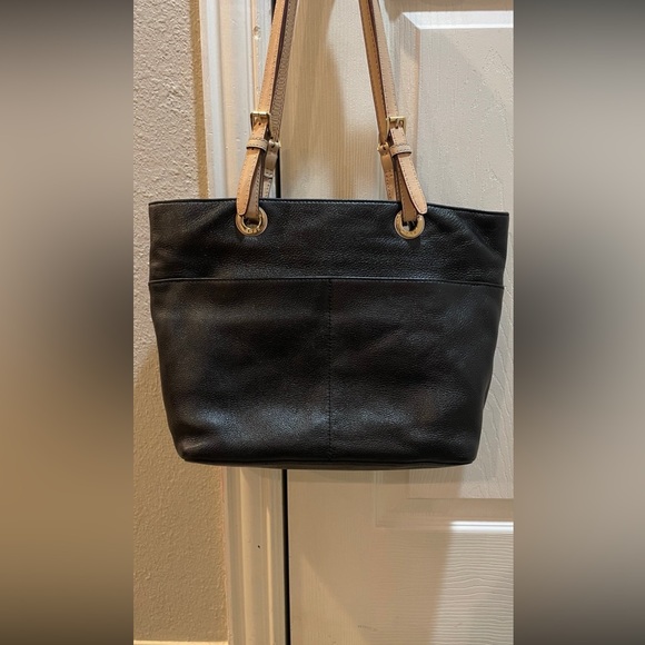 Michael Kors Tote Bag - Picture 6 of 9